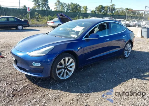 2020 Tesla Model 3 Standard Range Plus Rear-Wheel Drive/Standard Range Rear-Wheel Drive z USA, uszkodzony, nr VIN 5YJ3E1EA9LF598603